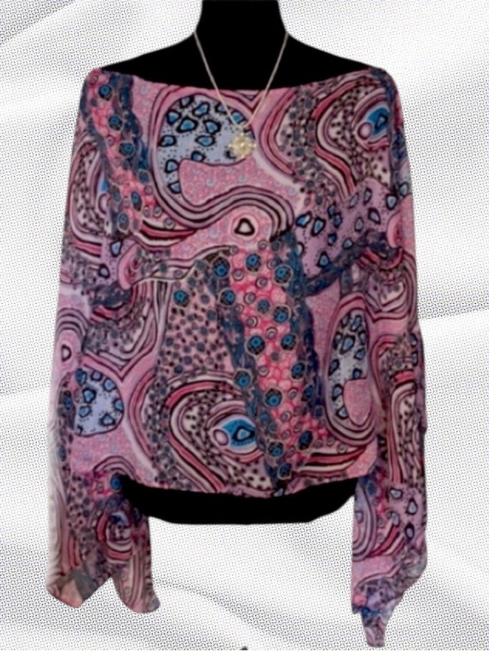 🆕 ARTIZAN Pink & Blue Poncho Top!!!   NEW w/ Tags!!! One Size